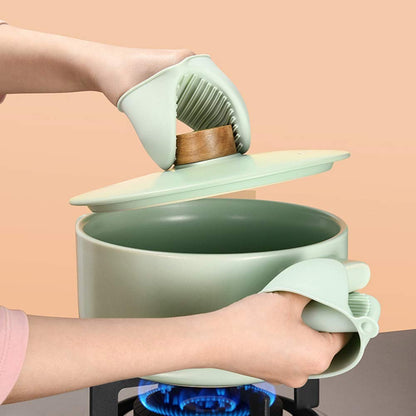 Silicone Mini Oven Mitts for Hot Pots, Pans & Air Fryer